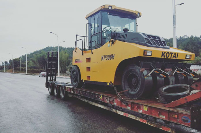 壓路機運輸案例