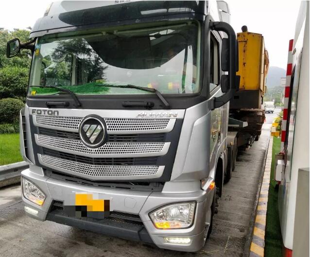 大件運(yùn)輸車來(lái)了